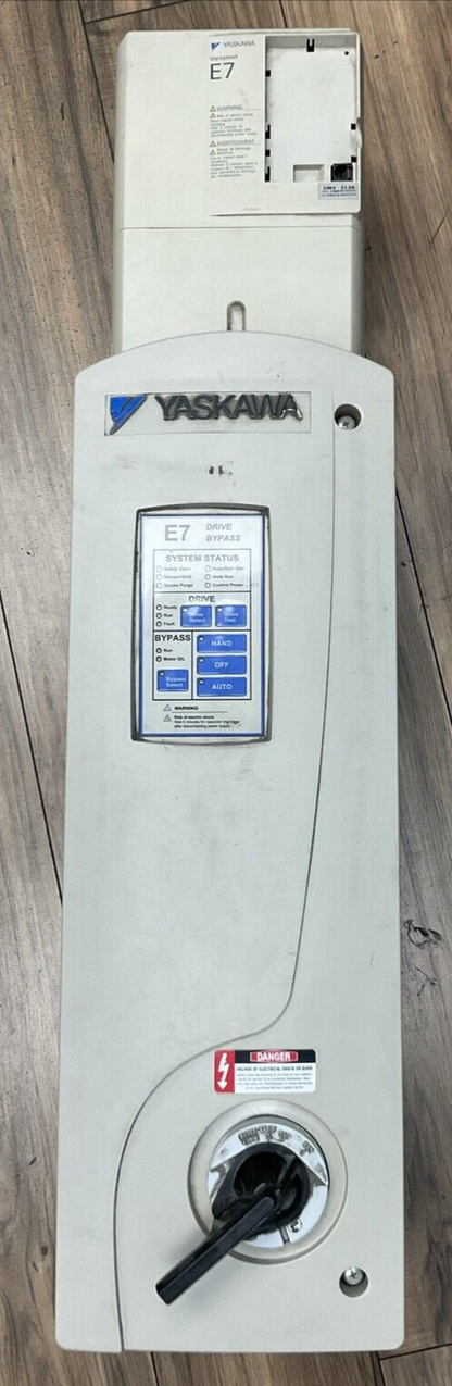YASKAWA E7NVD024CGXY3 E7 DRIVE BYPASS OUTPUT 0-200VAC 3PH 24.2A INPUT 200VAC 3PH0