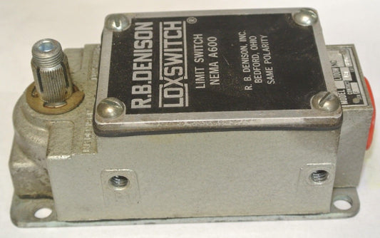 R.B. DENISON L100WNC-2M LIMIT SWITCH 600V MAX GOULD / TELEMECANIQUE NEW SURPLUS0