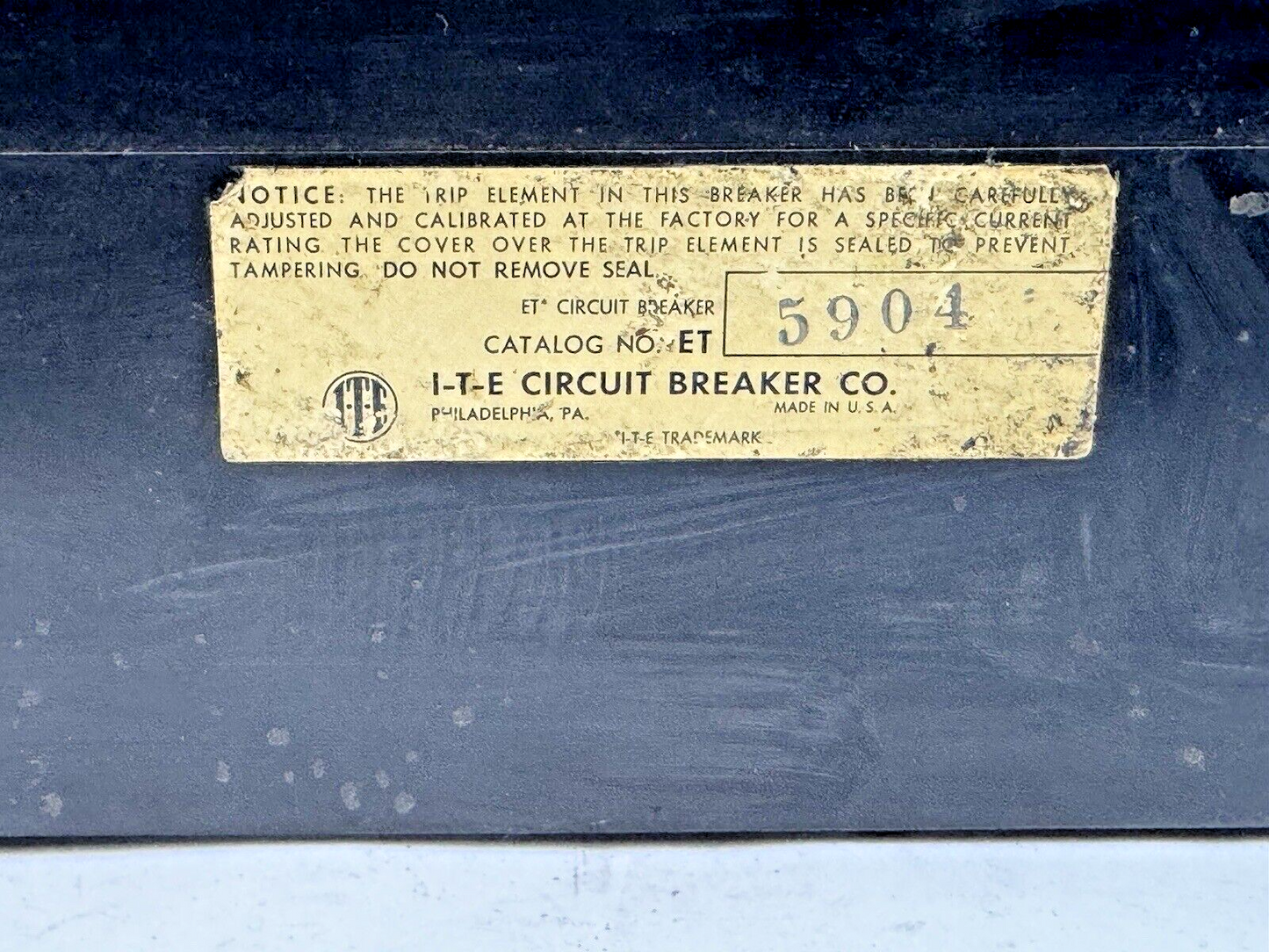 ITE - ET5904 - MOLDED CASE ET-225 FRAME CIRCUIT BREAKER - 150 A, 3 POLE, 600 VAC1