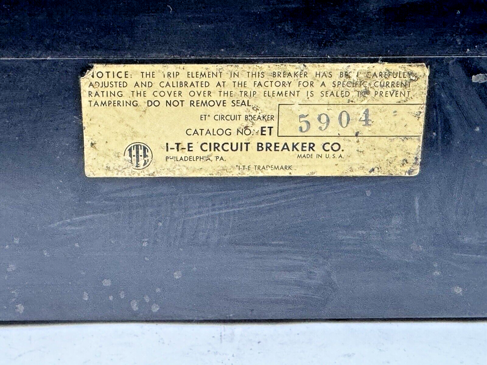 ITE - ET5904 - MOLDED CASE ET-225 FRAME CIRCUIT BREAKER - 150 A, 3 POLE, 600 VAC1