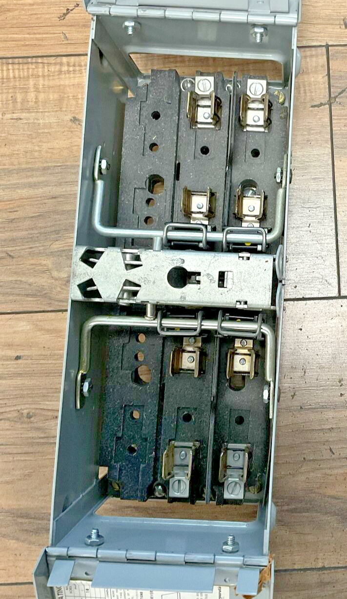 ITE V2B2222MR CLAMPMATIC VACU-BREAK 2POLE 250V 60A 10HP3