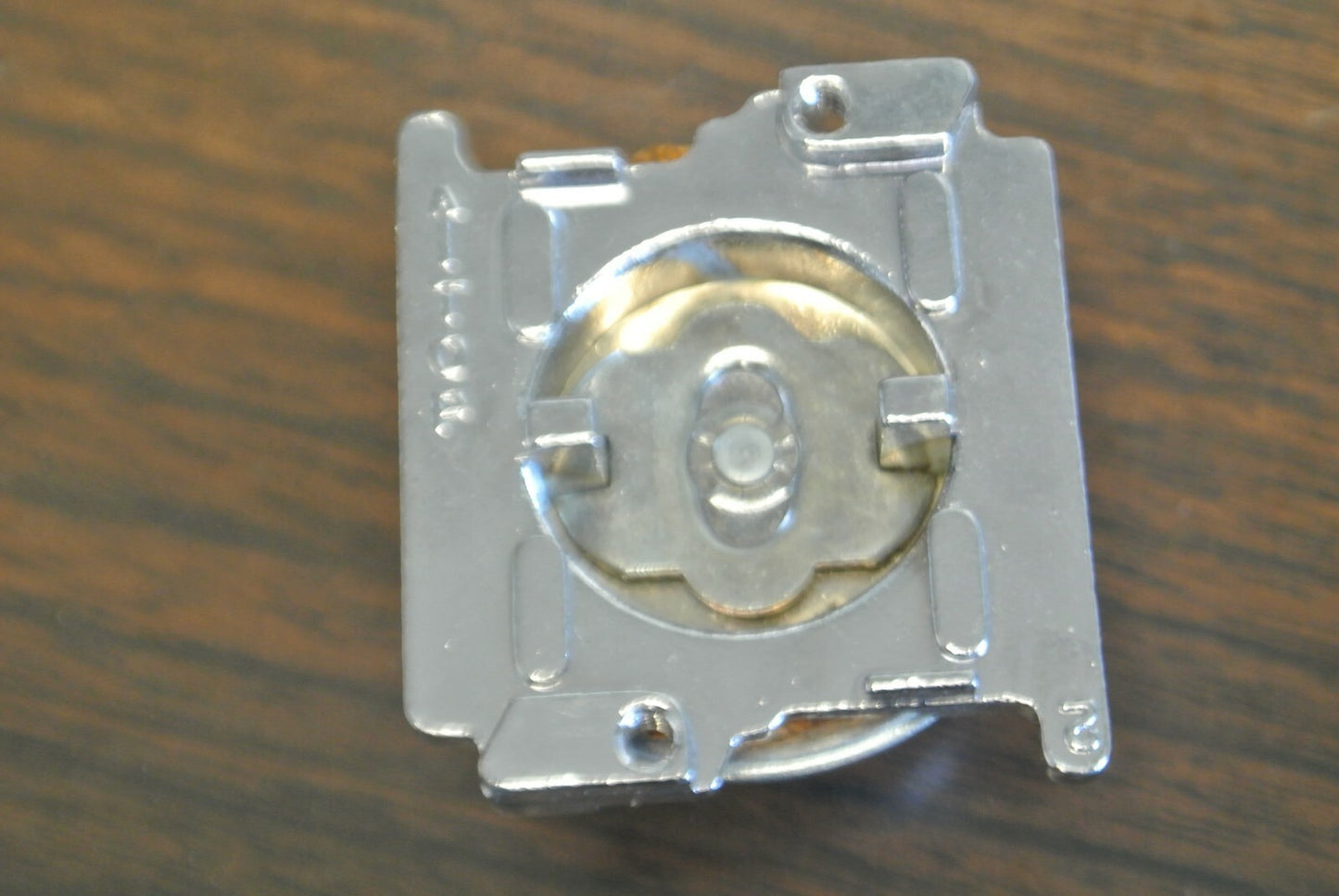 CUTLER-HAMMER E24PB FLUSH PUSHBUTTON OPERATOR / BLACK / NEW SURPLUS5