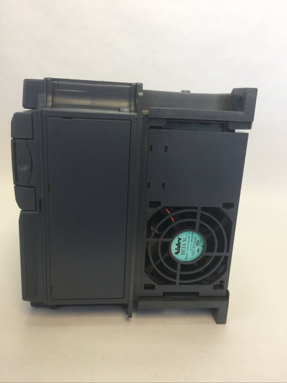 FUJI FRN7.5G1S-2J FRENIC-MEGA DRIVE OUTPUT 3PH 200-240V 0.1-120HZ 16kVA 46.2A5