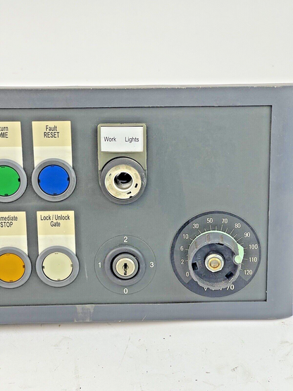 SIEMENS - 6FC5303-1AF12-8BD0 - PUSH BUTTON PANEL - 24 VDC, 35 W - SF2B50309075