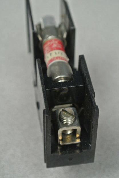 LITTELFUSE L60030C-1C / FUSEHOLDER w/ FUSE / 600V / 30A / EACH4