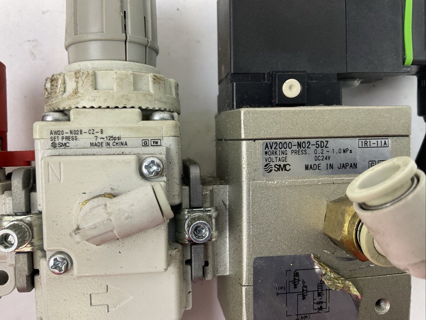 SMC AV2000-N02-5DZ VALVE 24V AW20-N02B-CZ-B VHS20-N02A-S-Z1