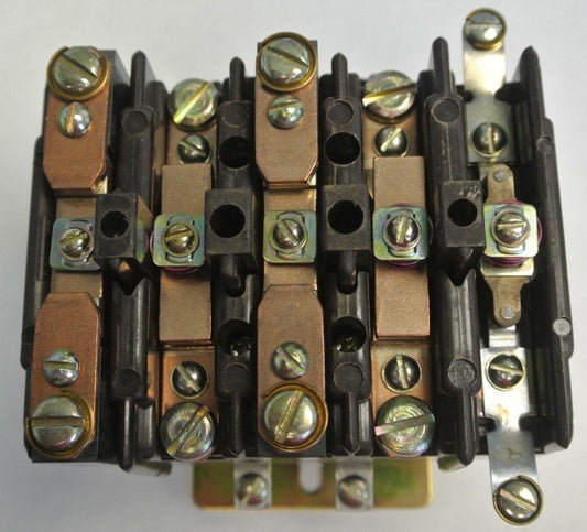 GOULD 2160-B322AA-1 GEN. PURPOSE CONTACTOR - 600VAC, 110/120V COIL- NEW SURPLUS0