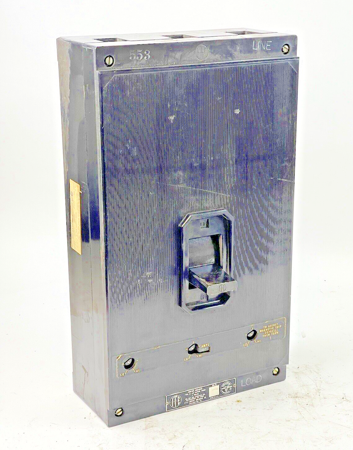 ITE / SIEMENS - ET7004 - CIRCUIT BREAKER -225 AMP, 600 VAC, 3 POLE W/ 100 A TRIP0