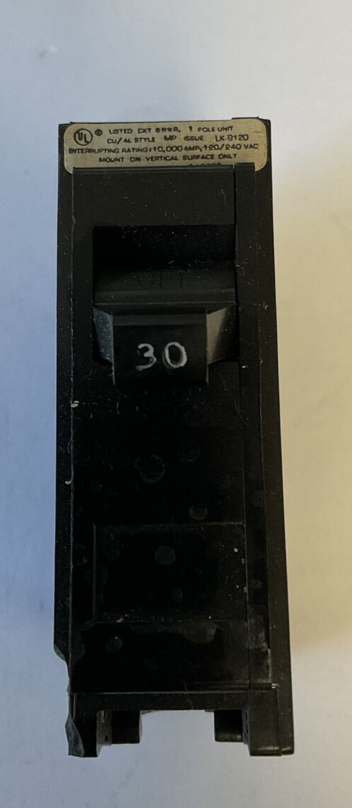 CROUSE-HINDS MP30 CIRCUIT BREAKER 30A 120/240VAC STYLE MP 2POLE ***LOTOF10***0