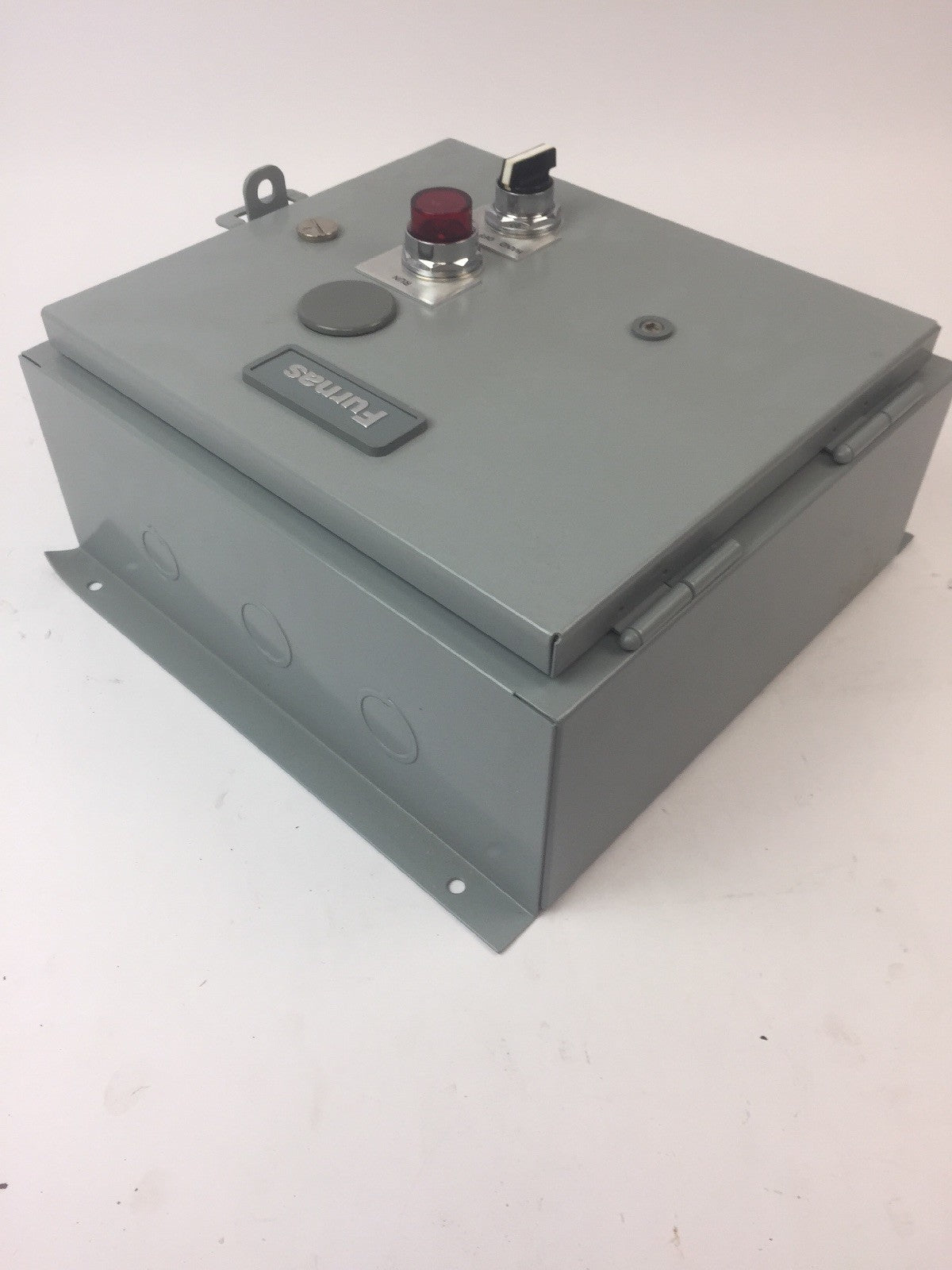 FURNAS 14CP32BFA3BAFC MAGNETIC STARTER W/ MELTING ALLOY OVERLOAD COIL 120VAC 60H4