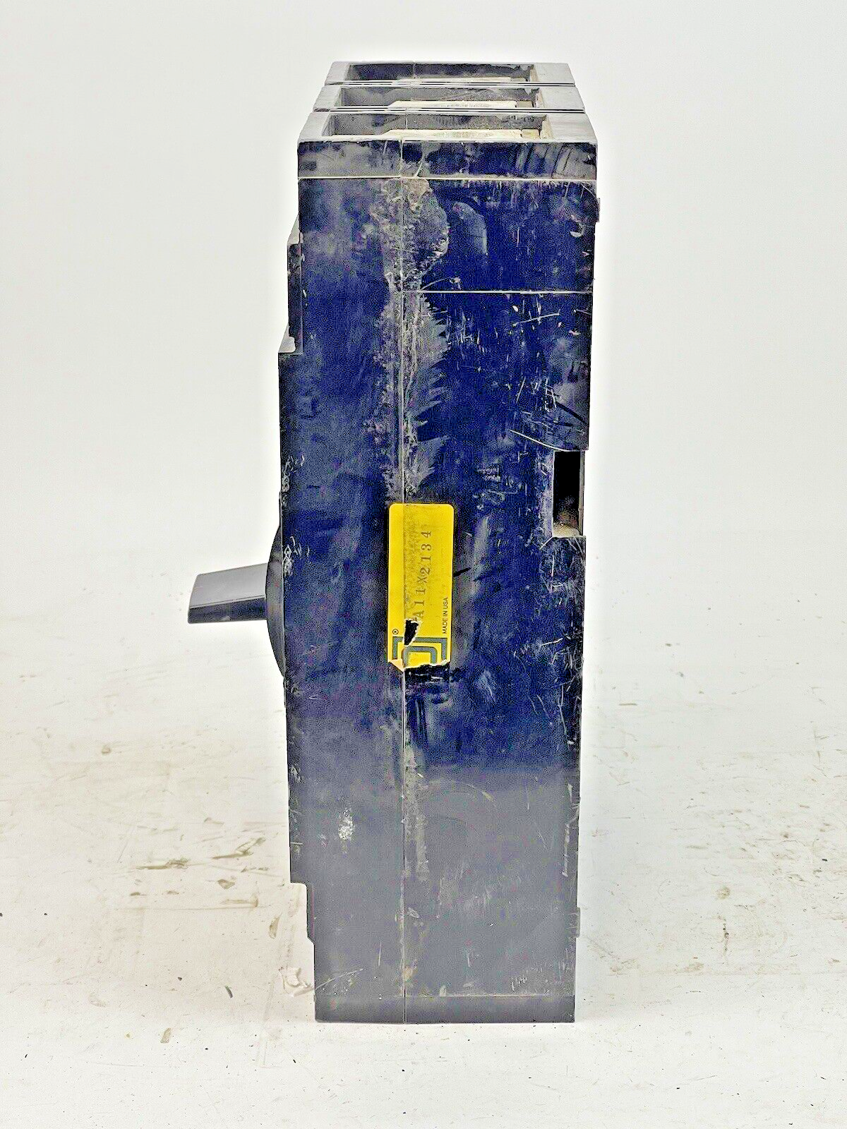 SQUARE D - MHL360008M SERIES 2 - CIRCUIT BREAKER - 800 A, 480 VAC, 3 POLE4