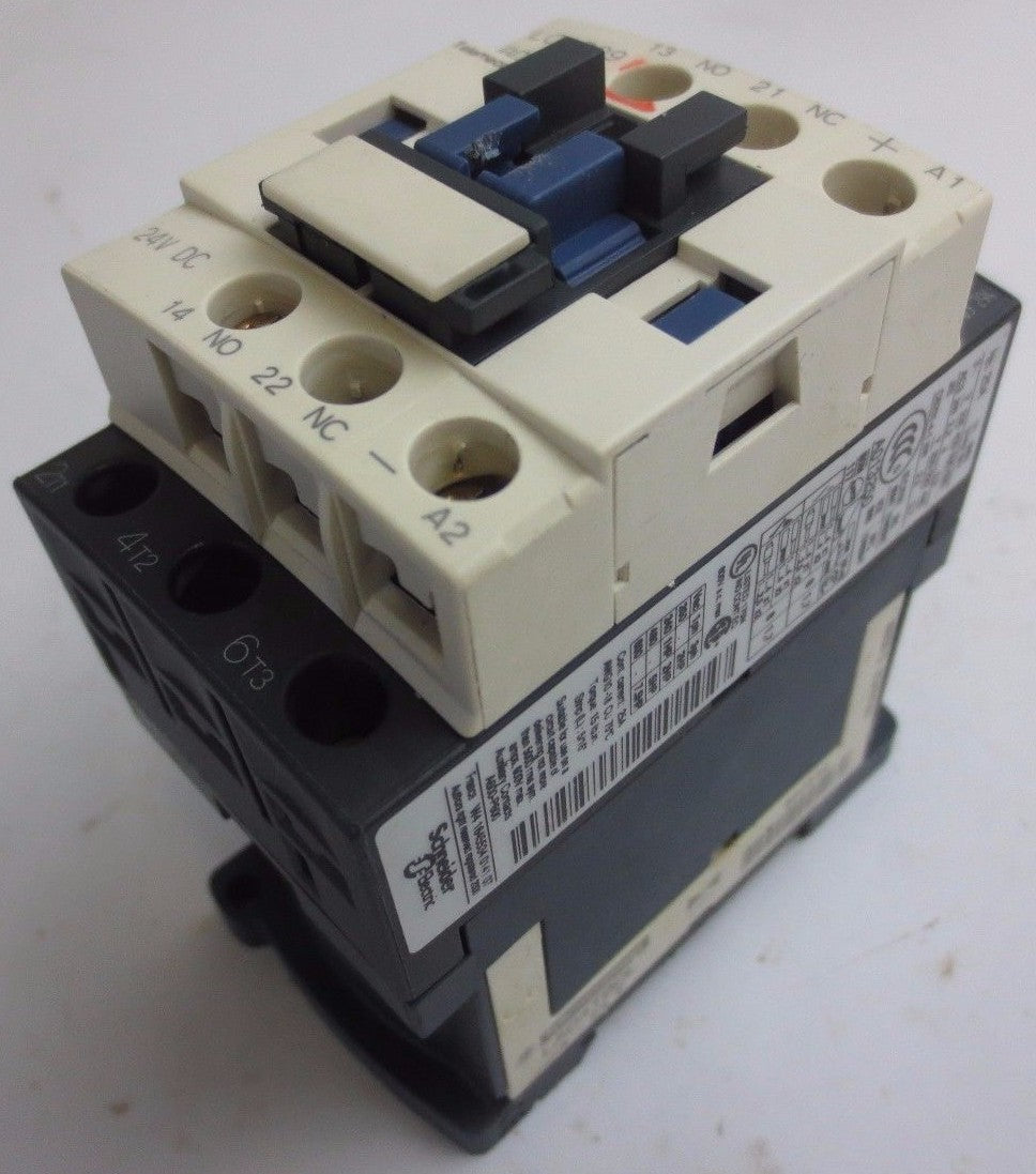 SCHNEIDER / TELEMECANIQUE LAD4TBDL w/ LC1D09 CONTACTOR 24V0