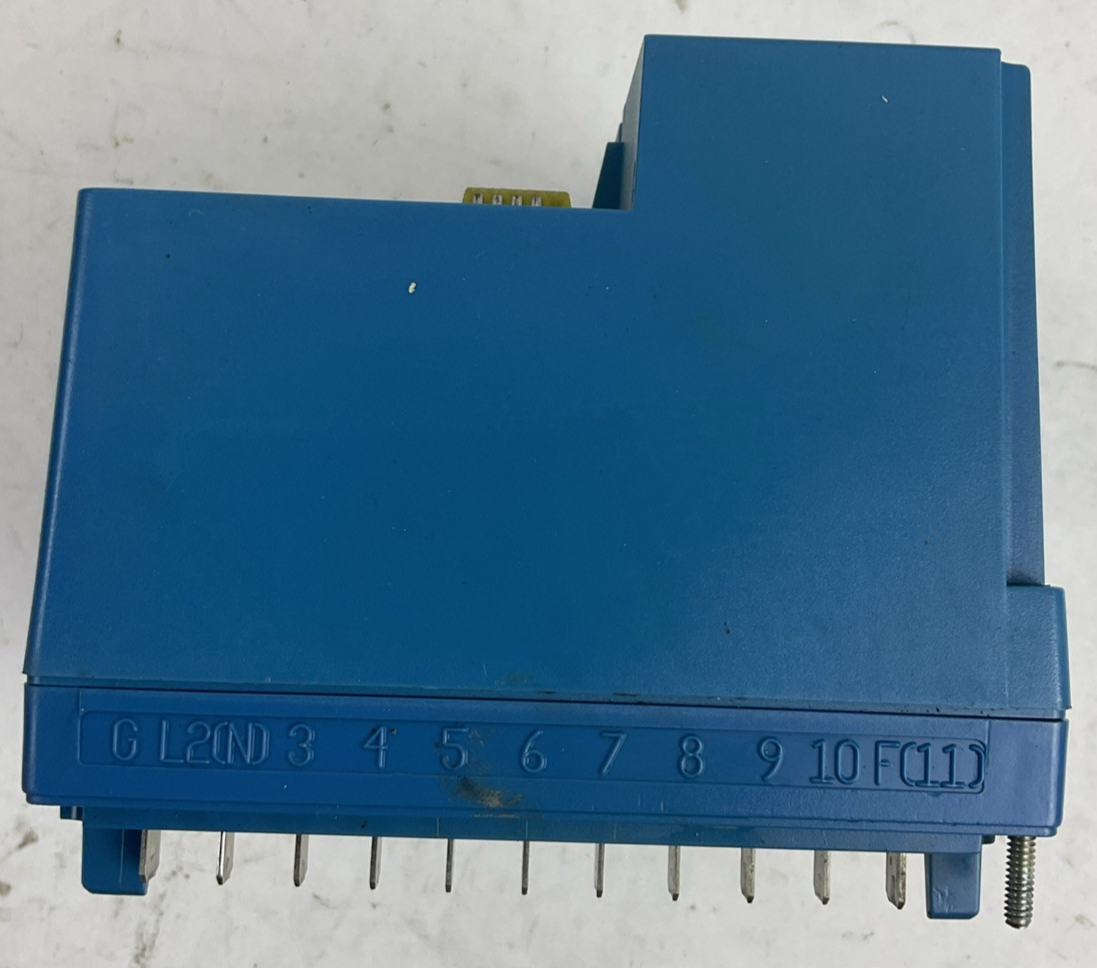 HONEYWELL RM7838 B 1013 BURNER CONTROL 97-4861AE REV F4