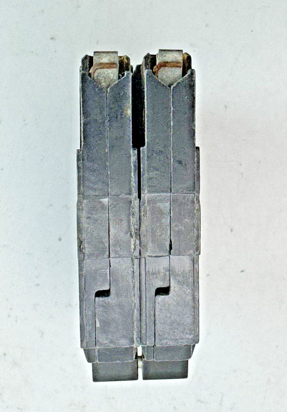 GE *LOT OF 2* - THQP250 - COMMON TRIP CIRCUIT BREAKERS - 2 POLE, 50 A, 240 VAC6