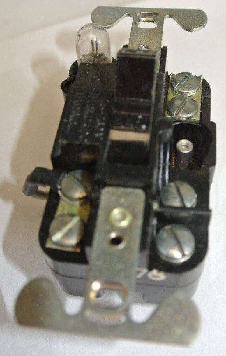 FURNAS 10BA1Q-B MANUAL X LINE STARTER 115/230V, w/ NEON PILOT LIGHT NEW SURPLUS4