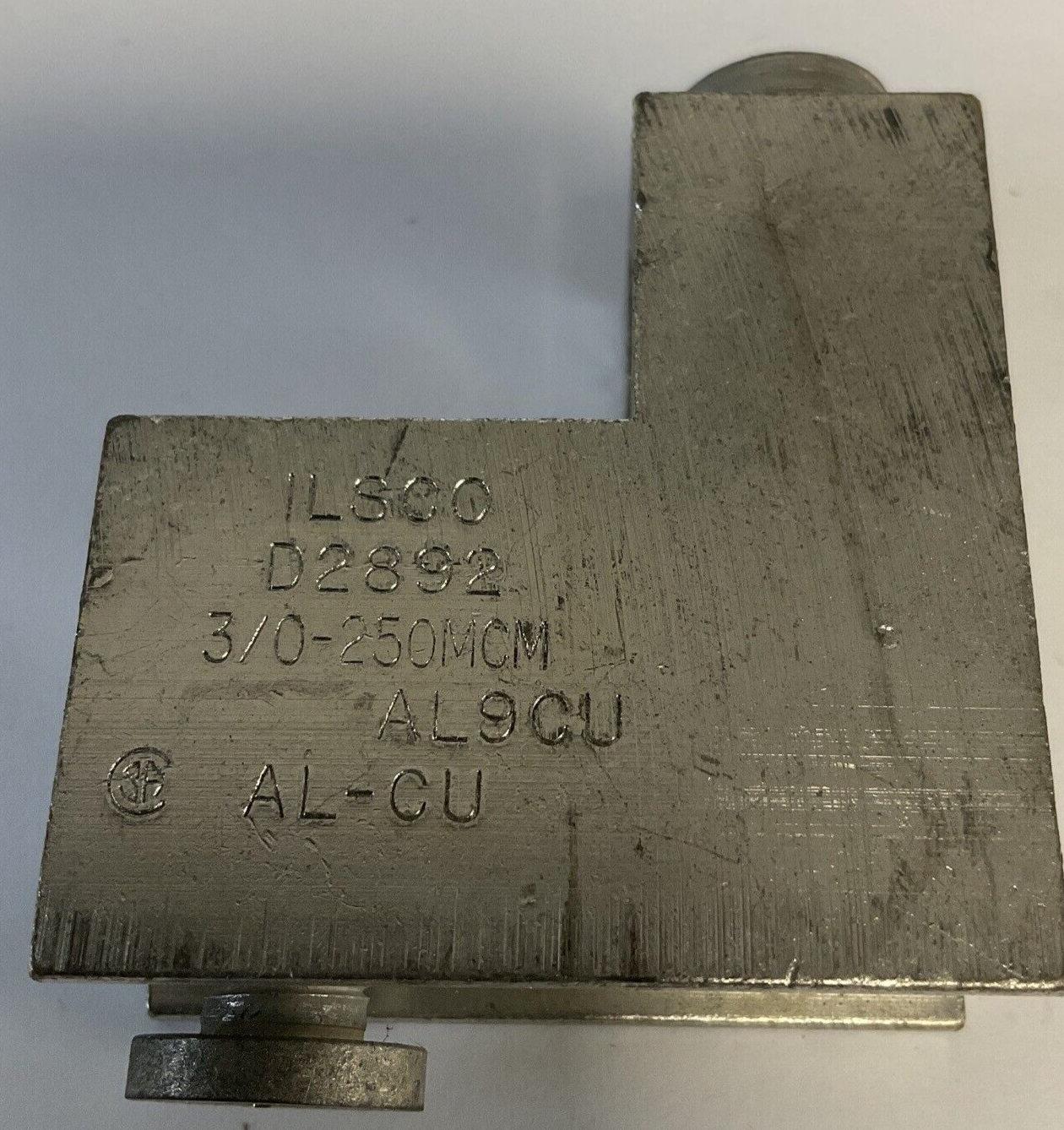 ILSCO D2892 LUG 3/0 250MCM -3/0 AL9CU NO LUG SCREWS ***LOTOF4***1