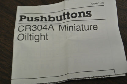 GENERAL ELECTRIC CR304ABF00AE OILTIGHT YELLOW PUSHBUTTON OPERATOR / NEW SURPLUS4