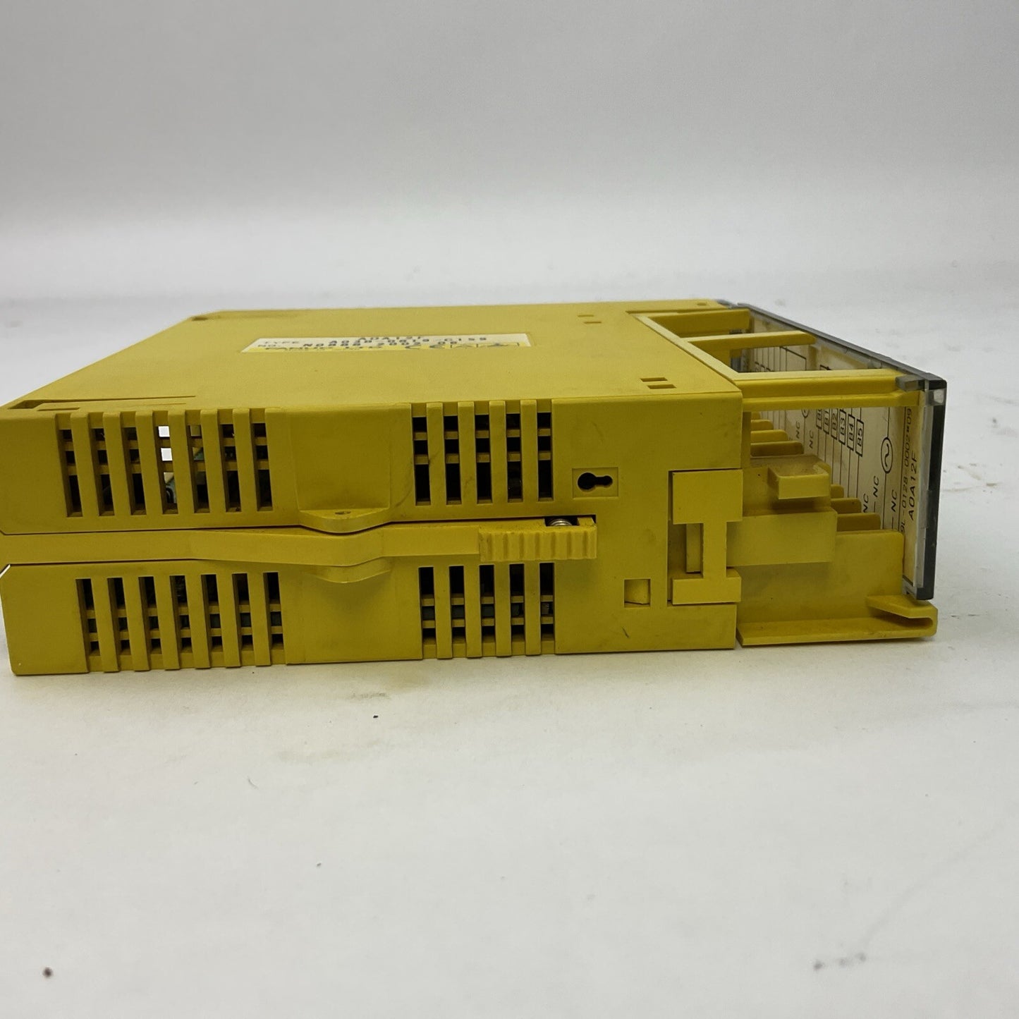 FANUC A03B-0819-C159 OUTPUT MODULE AOA12F4