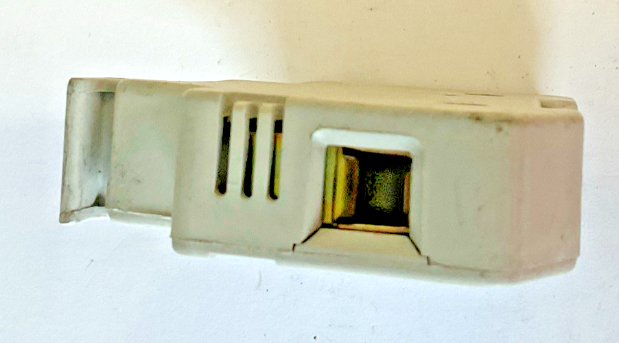 SIBA 10X38 FUSE HOLDER 690V***LOTOF3***7