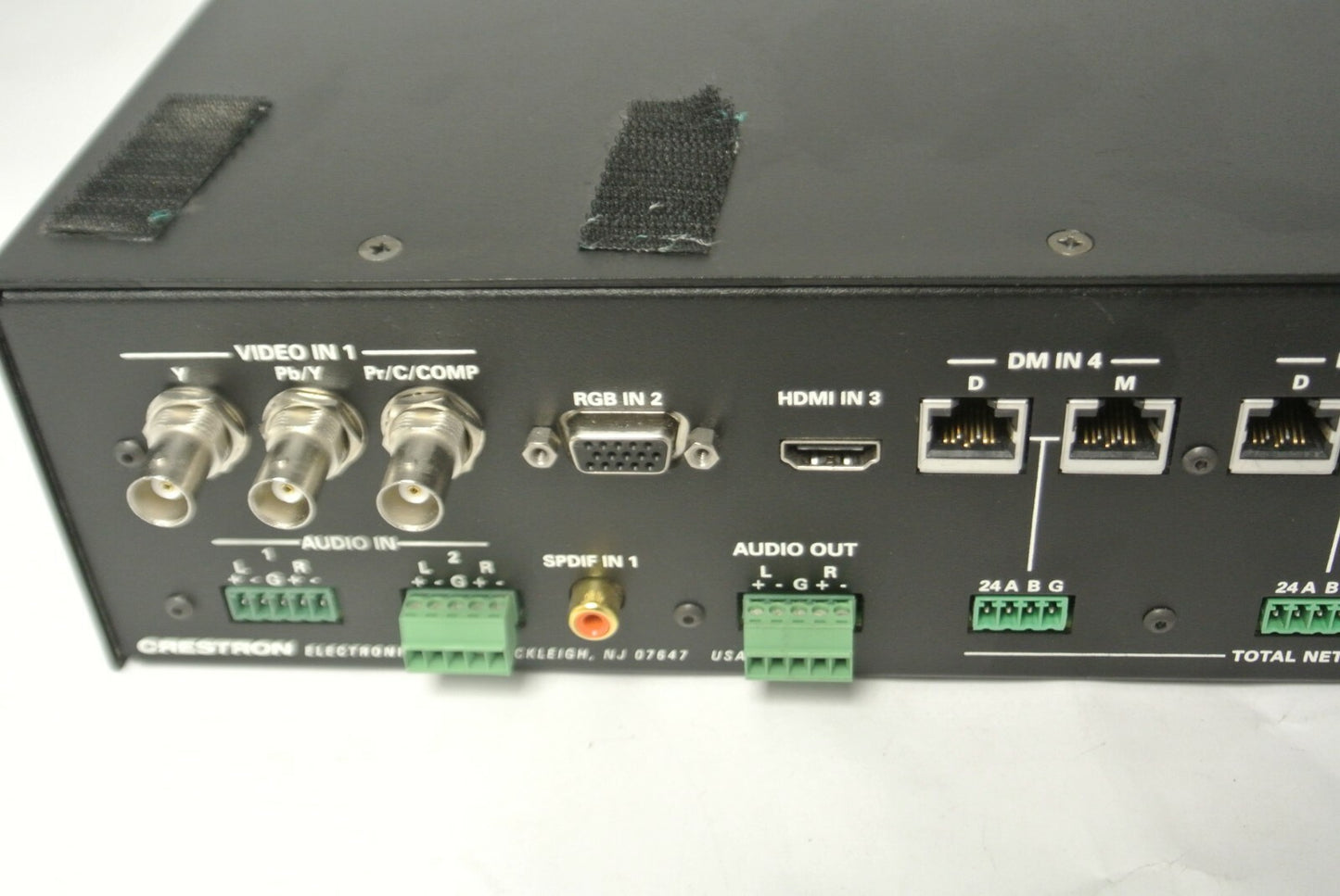 CRESTRON 6x1 DigitalMedia SWITCHER and INTERFACE / HDMI, RGB, BNC7