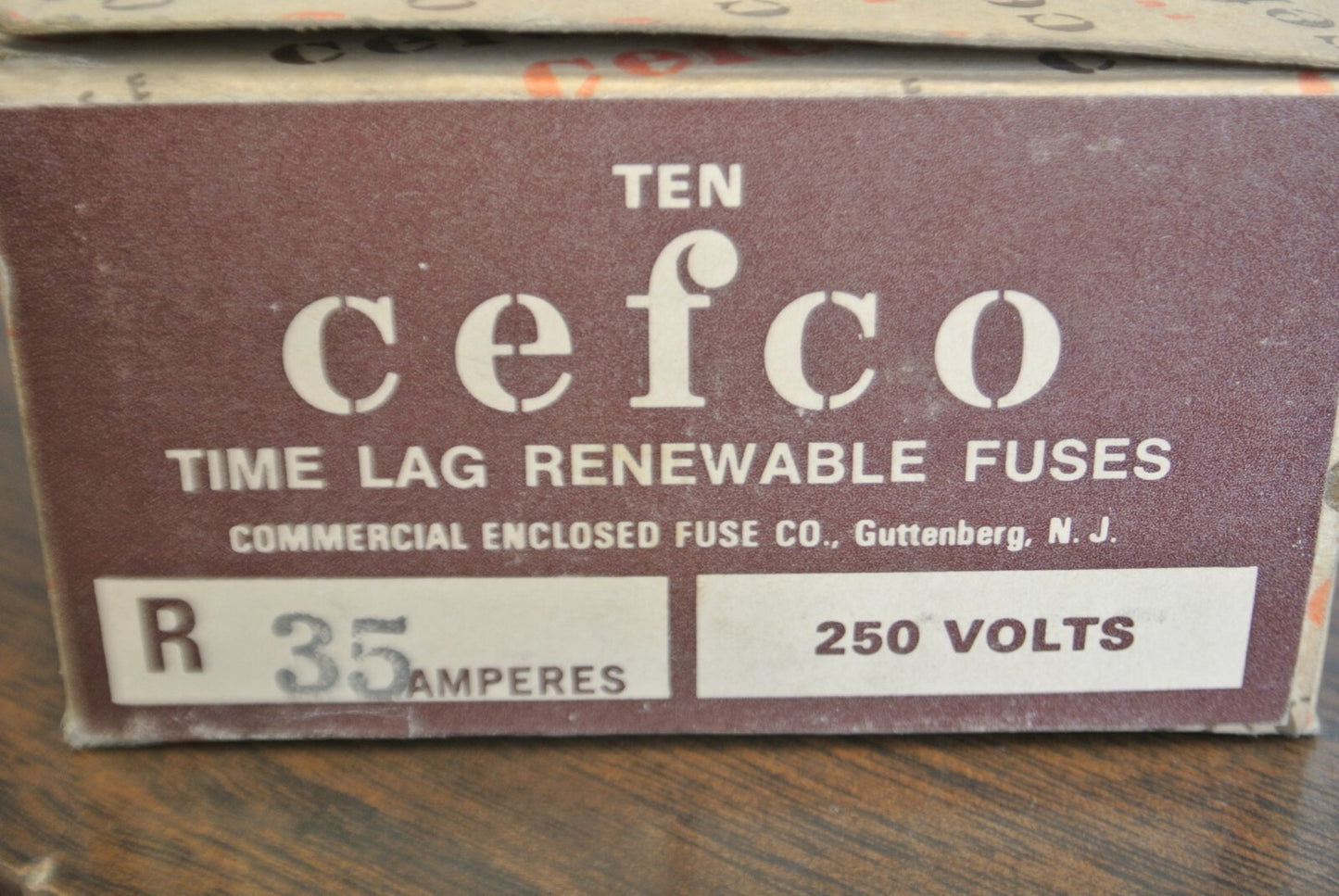 BOX of 10 CEFCO REN35 CLASS H TIME-LAG RENEWABLE FUSE / 35A / 250V / NEW SURPLUS4