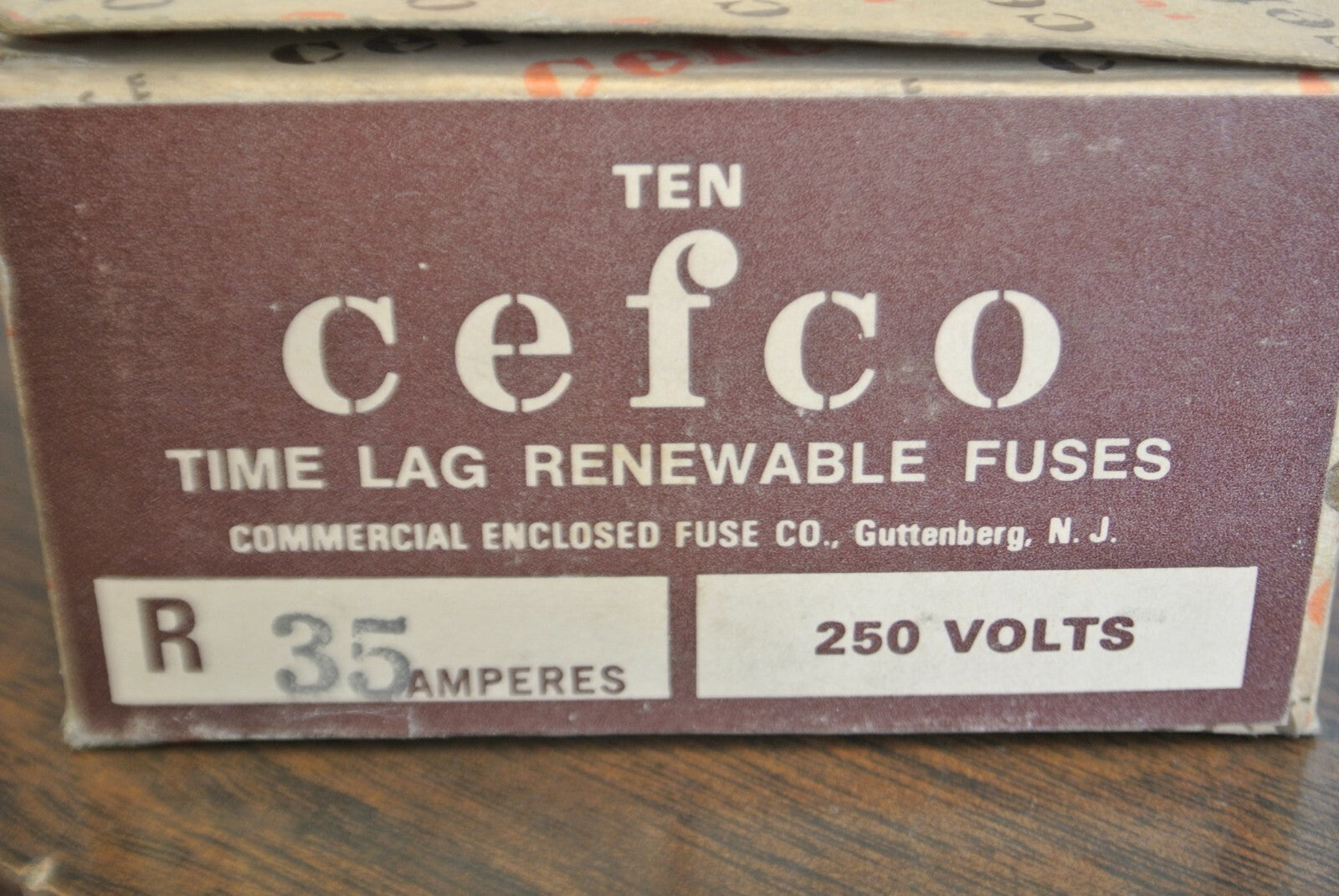 BOX of 10 CEFCO REN35 CLASS H TIME-LAG RENEWABLE FUSE / 35A / 250V / NEW SURPLUS4