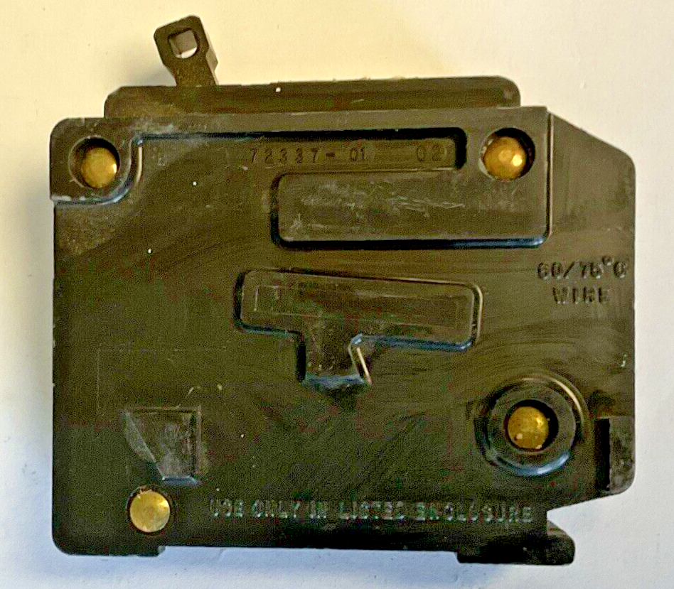 CROUSE-HINDS MP115 CIRCUIT BREAKER 15A 120/240VAC ***LOTOF2***2