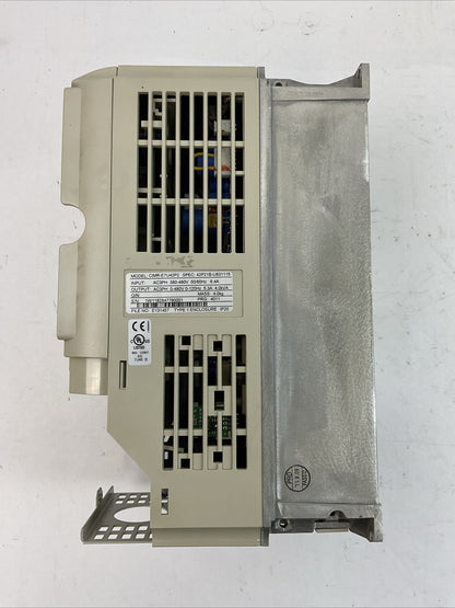 YASKAWA CIMR-E7U42P2 AC VARISPEED E7 DRIVE OUTPUT 3PH 0-480VAC 5.3A 4.0kVA INPUT2