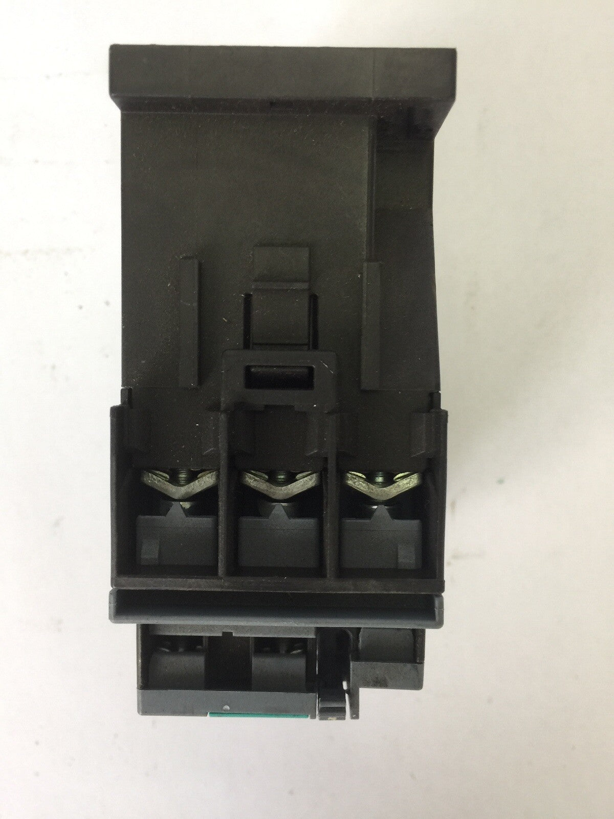 SIEMENS 3RT2023-1AN20 CONTACTOR 600VAC 3 POLE SIRIUS G/131119*E02* 220V 50/60HZ4