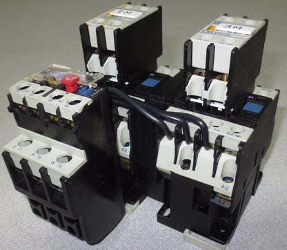 TELEMECANIQUE LC1 D09 1 CONTACTOR (2) + LA1 DN 20 (2) + LR2 D13 TIMER6