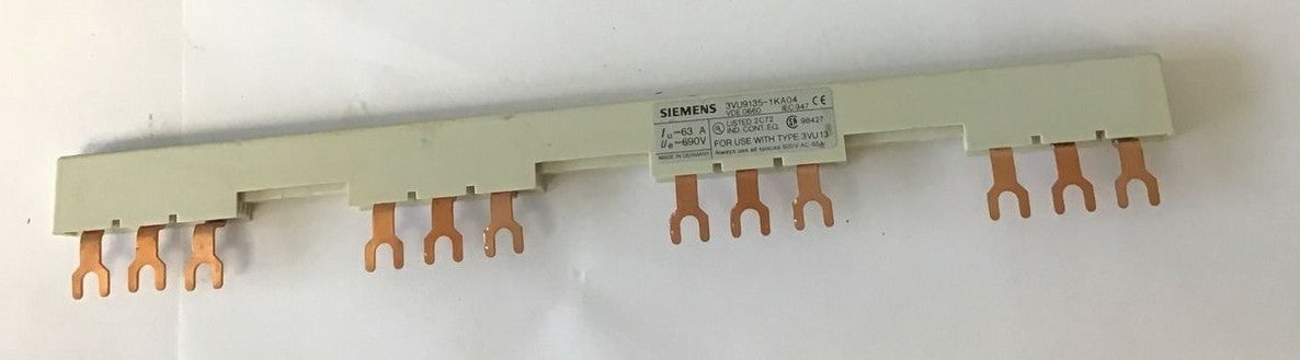 SIEMENS 3VU9135-1AB04(1) & 3VU9135-1KA04(1) LINE SIDE FEEDERS 63A 690V1