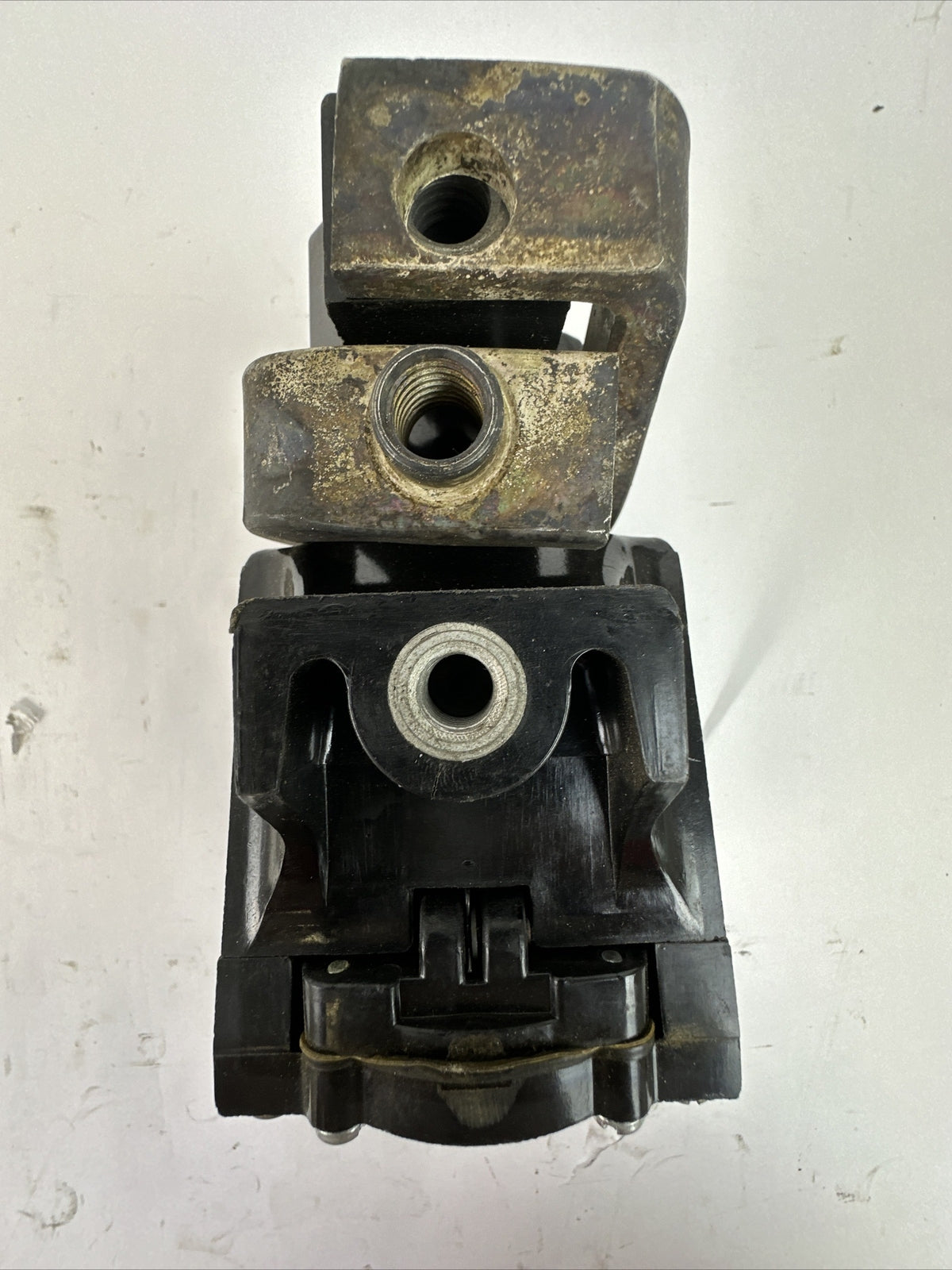 OVERCURRENT TRIPPING DEVICE 600AMP 60CY MODEL#??? MAKE????4