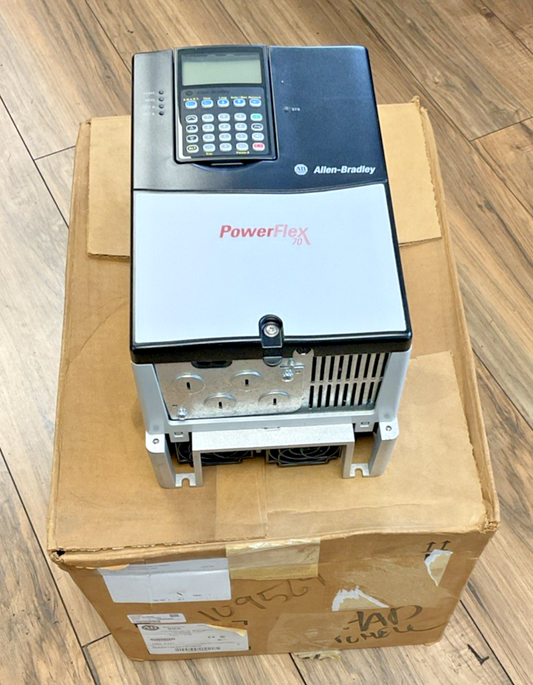 ALLEN BRADLEY 20AD014A3AYNANC0 POWER FLEX AC DRIVE 70 FRM 5.0010