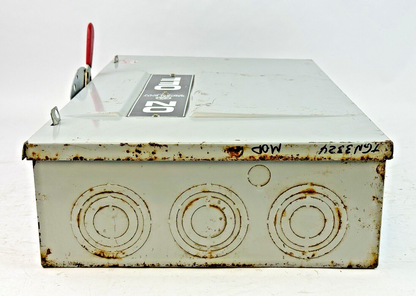 GE - TGN3324 MODEL 6 - SAFETY SWITCH NON-FUSIBLE - 200A/ 240VAC/ 3 POLE/ TYPE 16