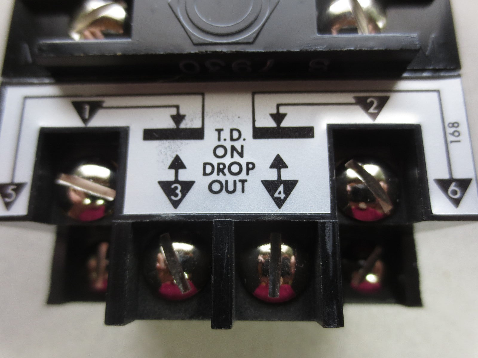 AGASTAT / TE CONNECTIVITY 7022SA ELECTROPNEUMATIC TIMING RELAY .1 to 1 SECOND 2