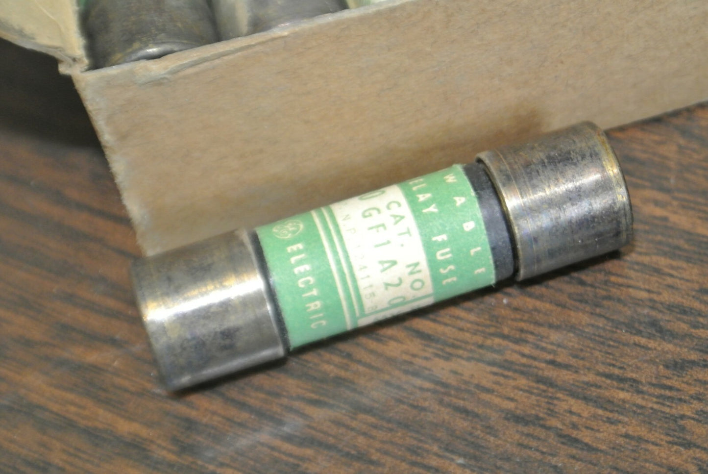 BOX of 10 GENERAL ELECTRIC GF1A20 RENEWABLE FUSE / 20A / 250V / NEW SURPLUS1