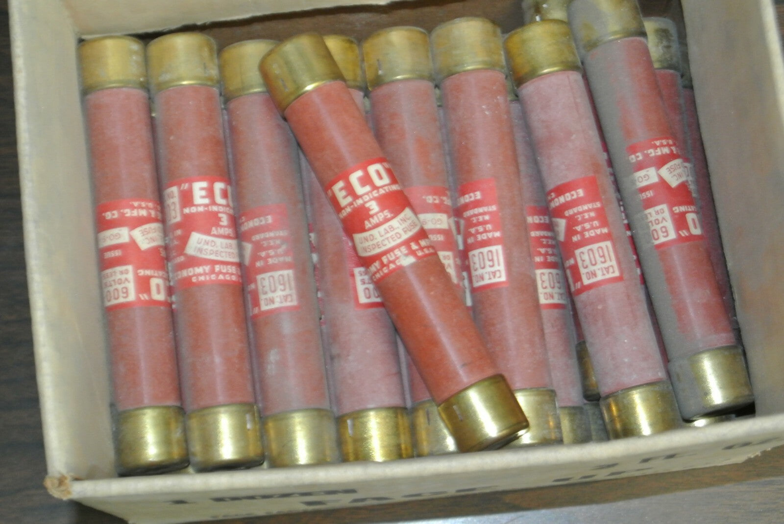 ECONOMY EOS3 ONE-TIME FUSE / 3A / 600V / NEW SURPLUS / CAT. NO. 1603 / EOS-35