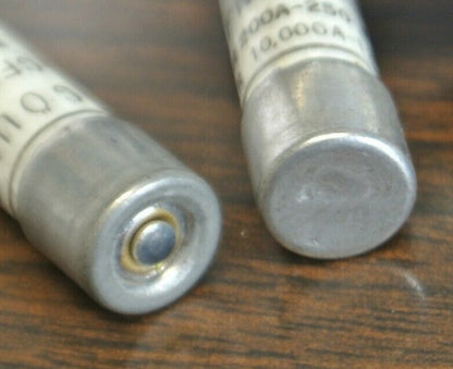 LOT of 5 / GOULD GFN4 TIME-DELAY FUSES / 4A / 250VAC  GFN 42