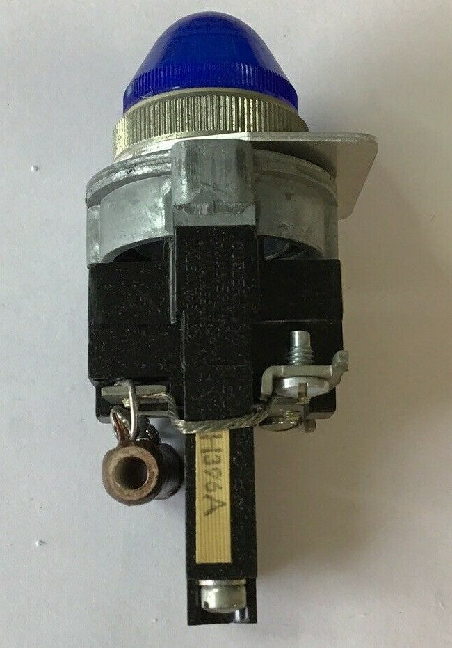 CUTLER HAMMER 10250H396A PUSH BUTTON ELEMENT INDICATING LIGHT  110V HEAVY DUTY3