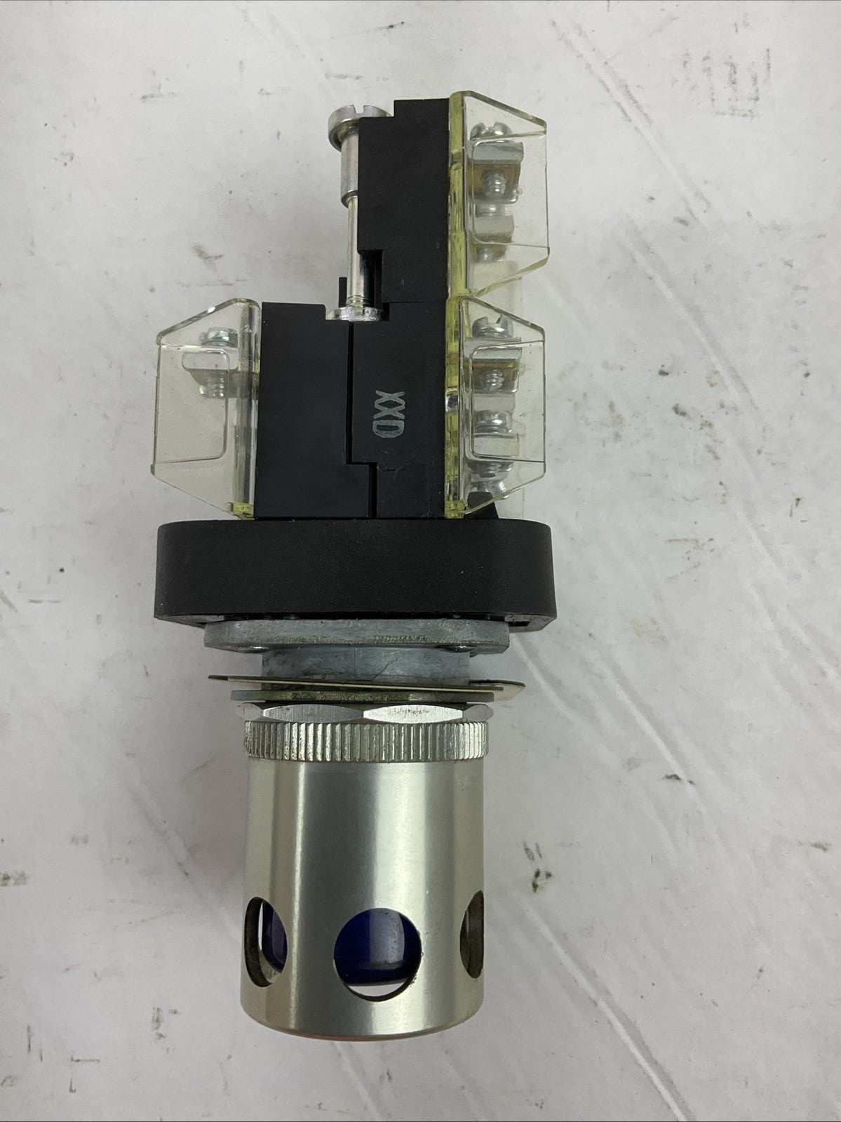 ALLEN BRADLEY 800T-QA24BA2 SER T PUSH BUTTON 24VDC