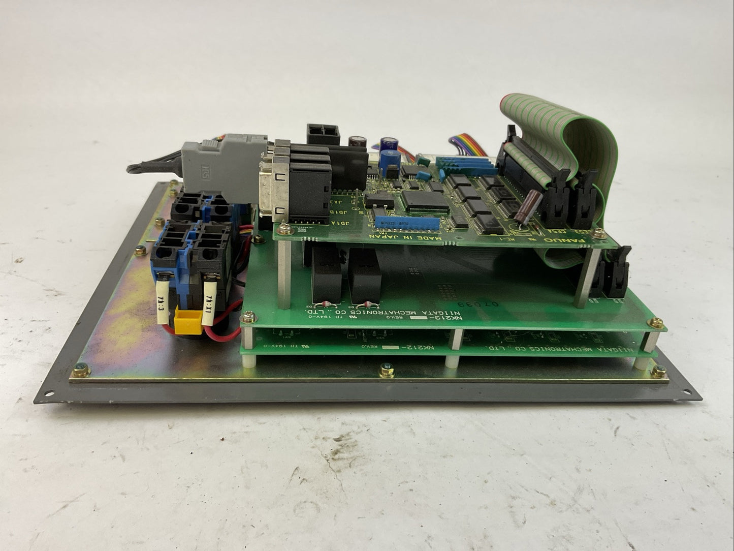 OPERATOR INTERFACE FANUC A20B-2002-0470/10B NIIGATA MECHATRONICS NK212- & KN231-6