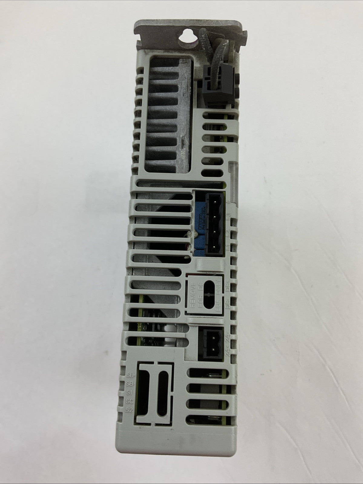 ALLEN BRADLEY 2198-H015-ERS2 FIRMWARE 7.011 SERVO DRIVE SER A5