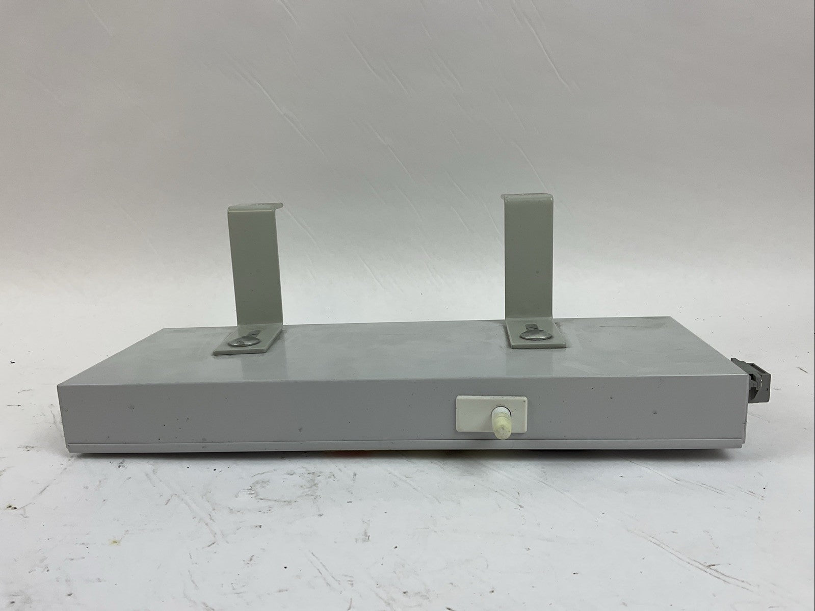 HOFFMAN ALF16D12R LIGHTING FIXTURE 120VAC 60HZ .16AMPS5