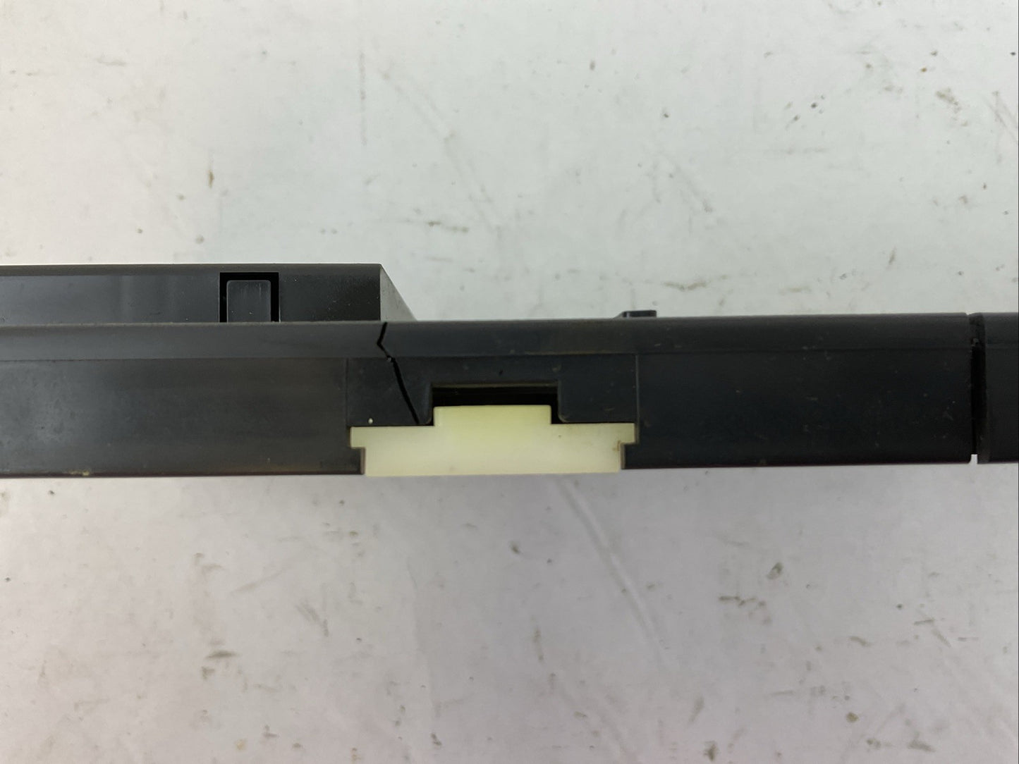 MITSUBISHI A1S68B BASE UNIT4