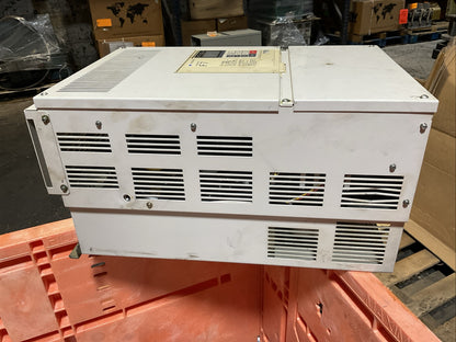 YASKAWA CIMR-F7U4055 AC DRIVE OUTPUT 3PH 0-480VAC HD 112A 85kVA ND 125A 95kVA IN2