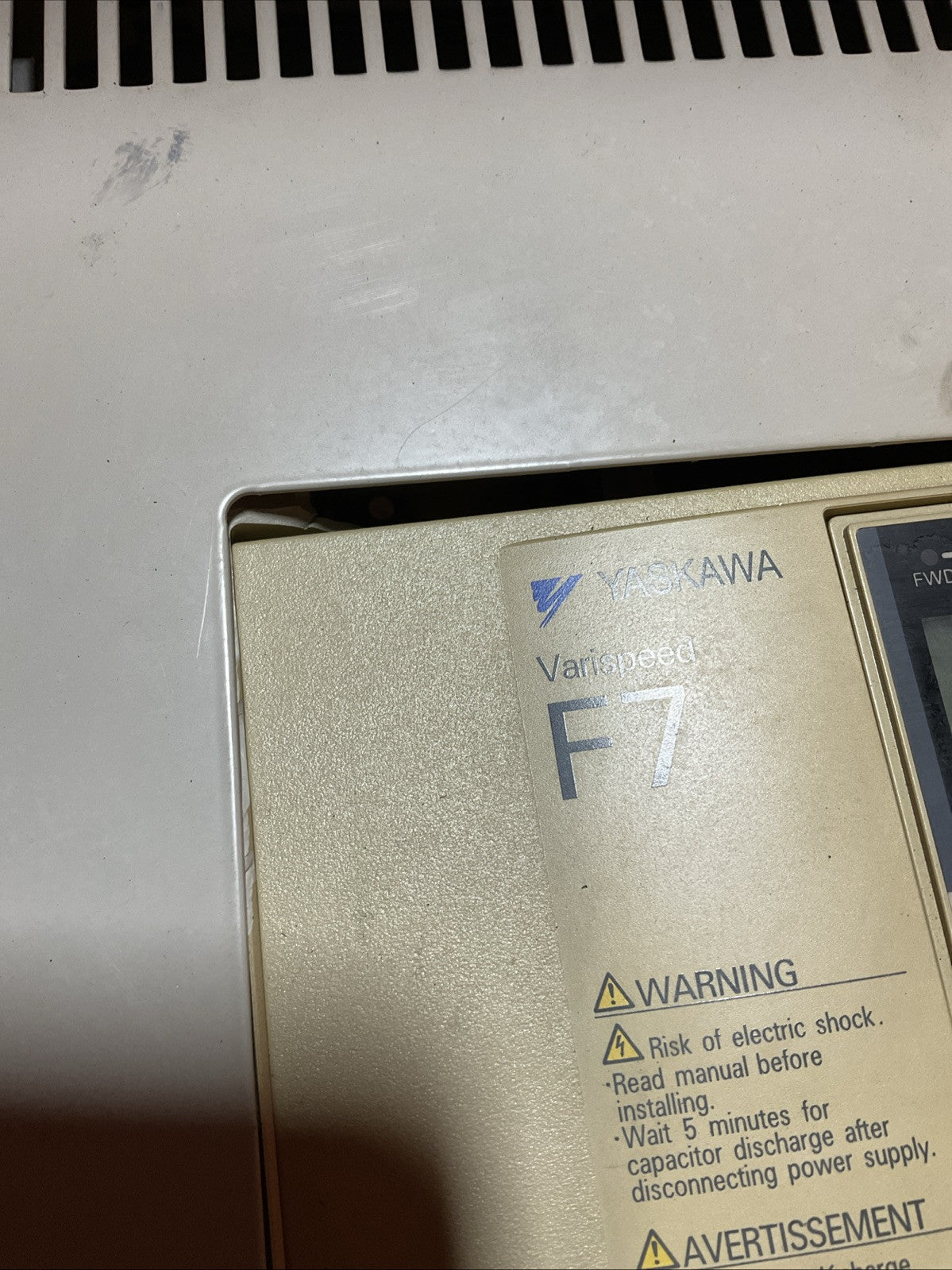 YASKAWA CIMR-F7U4055 AC DRIVE OUTPUT 0-480VAC 3PH HD 112A 85kVA ND 125A 95kVA4