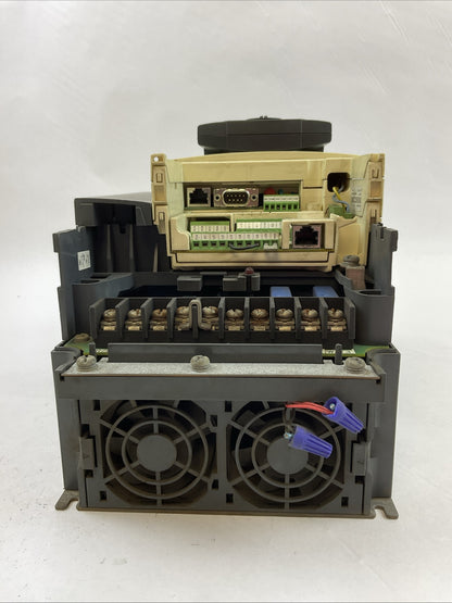 SCHNEIDER ELECTRIC ATV71HU55N4 VARIABLE SPEED DRIVE 5.5kW 7.5HP OUTPUT 0..460VAC2