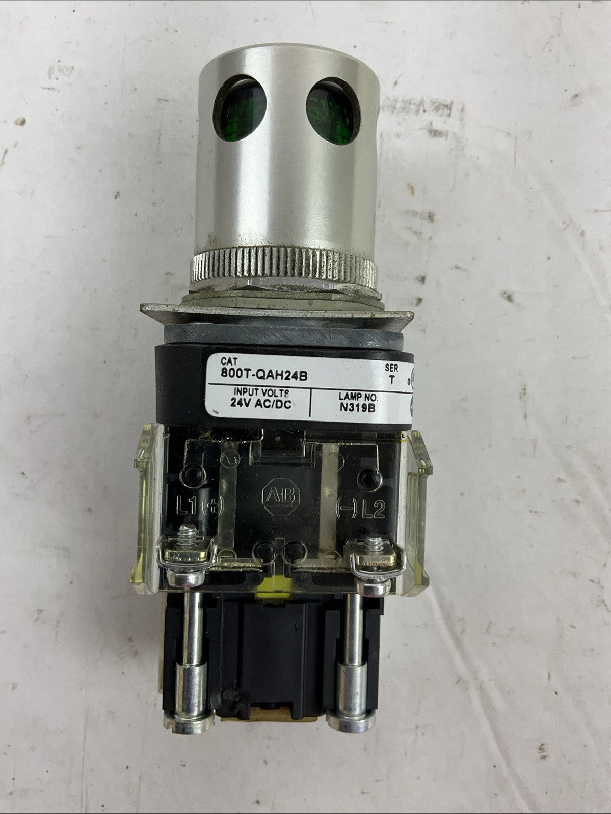 ALLEN BRADLEY 800T-QAH24B SER T TYPE 4, 13 INPUT 24V PUSH BUTTON