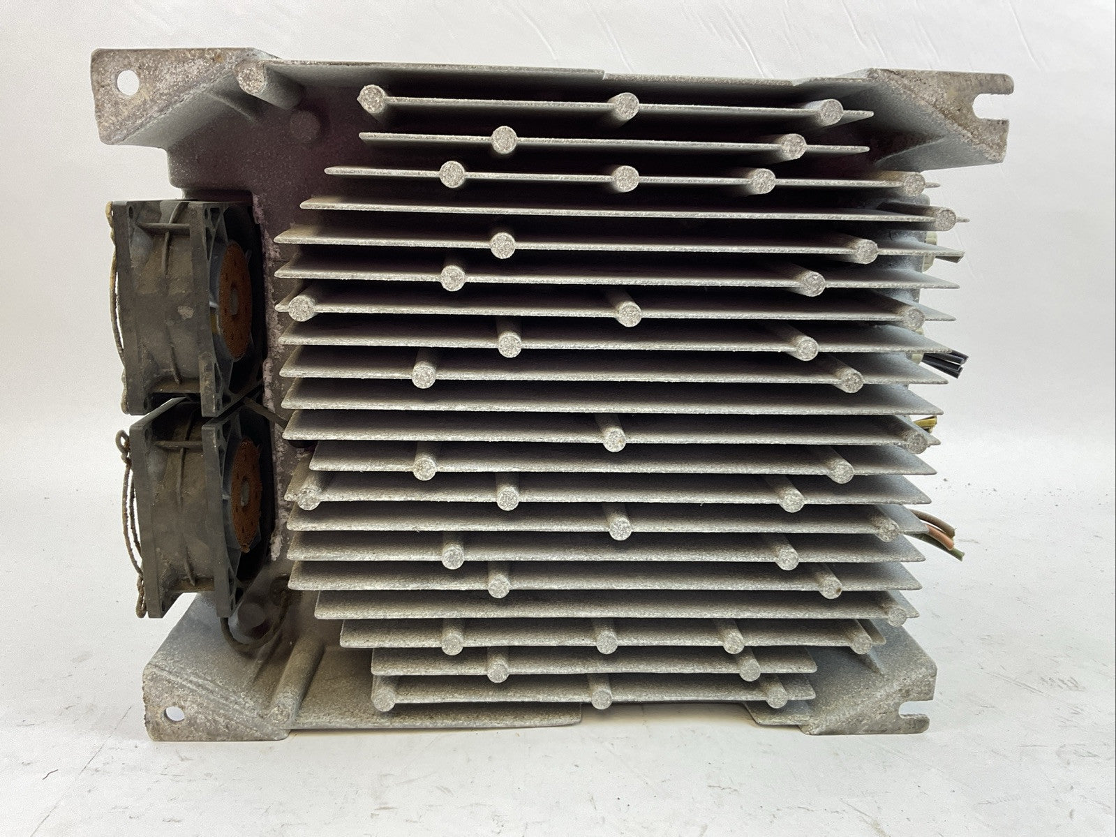 RELIANCE ELECTRIC 10V4260 AC DRIVE 10HP / 7.5KW OUTPUT 380-460VAC 14.2A7