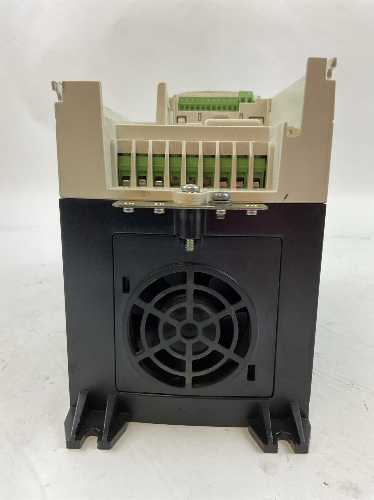 NIDEC CONTROL TECHNIQUES M200-044 00135 A 7.5HP OUTPUT 0-480VAC 13.5A AC DRIVE2